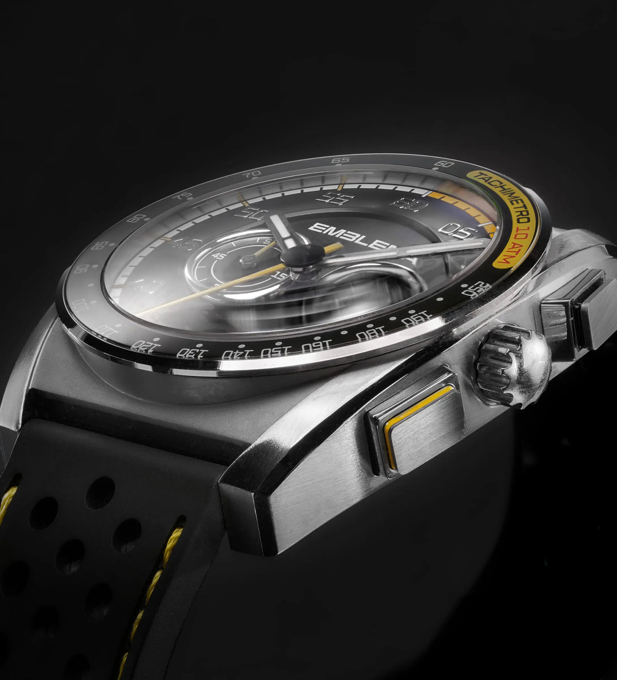 Dettaglio dell'orologio Audace Emblema di colore giallo