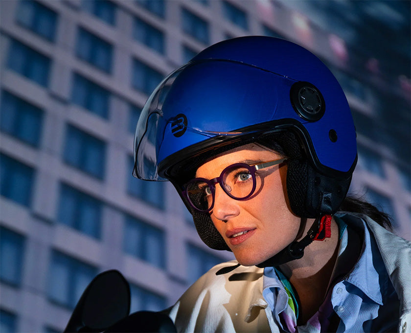 Dettaglio di MyCity arrotondato indossato