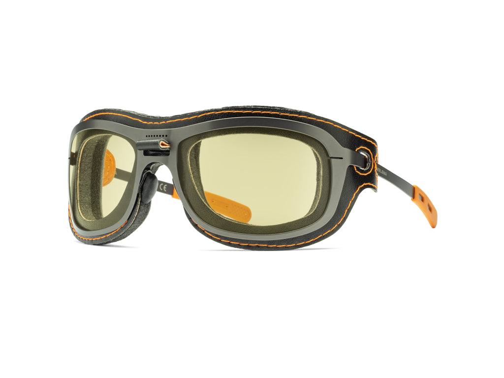 Dettaglio Special Custom Rutenio Lente Gialla mascherina Nero Arancio laterale