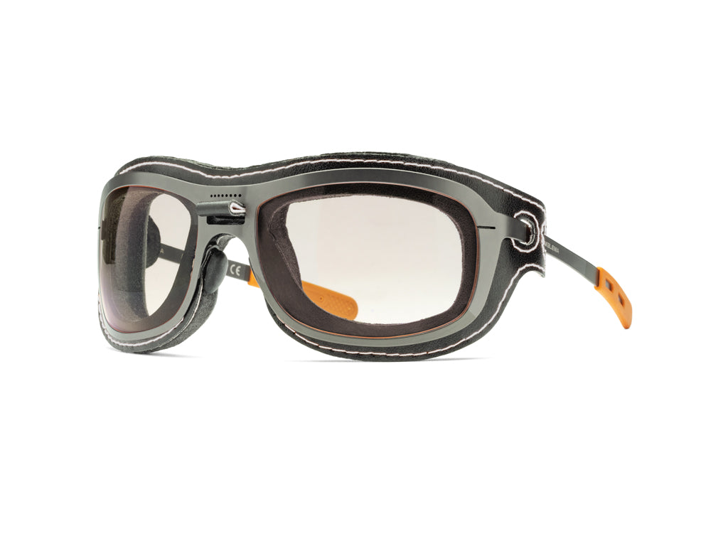 Dettaglio Special Custom Rutenio Lente Ambra mascherina Nero Bianco laterale
