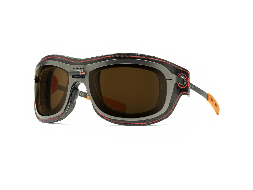 Dettaglio Special Custom Rutenio Lente Marrone mascherina Nero Rosso laterale