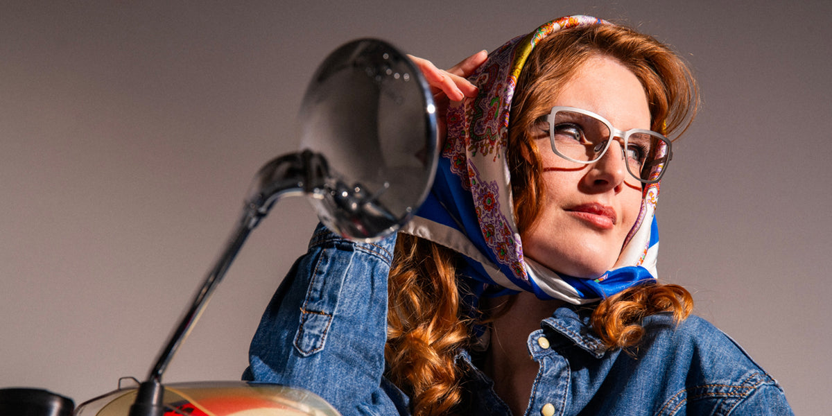 Telma sono occhiali graduabili perfetti da indossare sotto al casco in moto. 