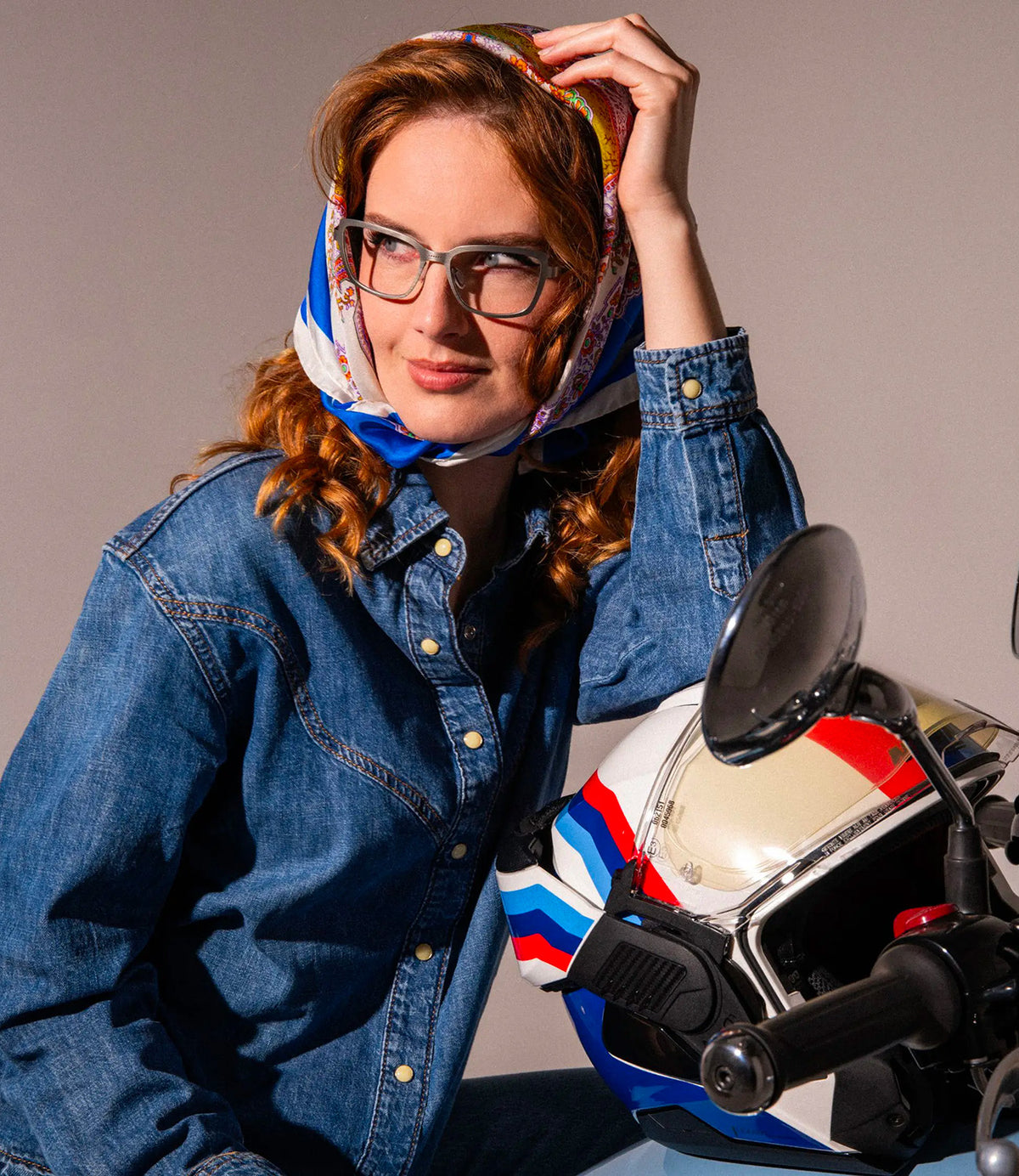 Telma sono occhiali graduabili perfetti da indossare sotto al casco in moto. 