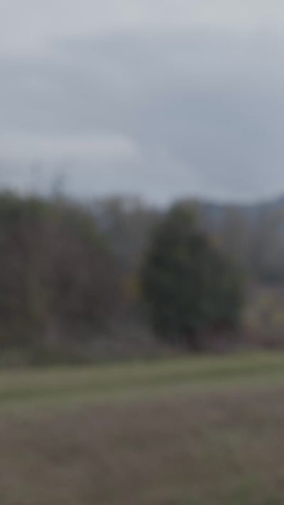 Video che mostra la collezione Aero indossata da un motociclista con casco modulare.